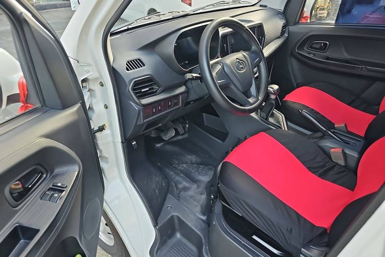 Used CHANGAN KAICHENG Ruixing EM60 2024 Comfort Model 6 Seats 41.86 kWh Side-Hinged Doors Driver Seat