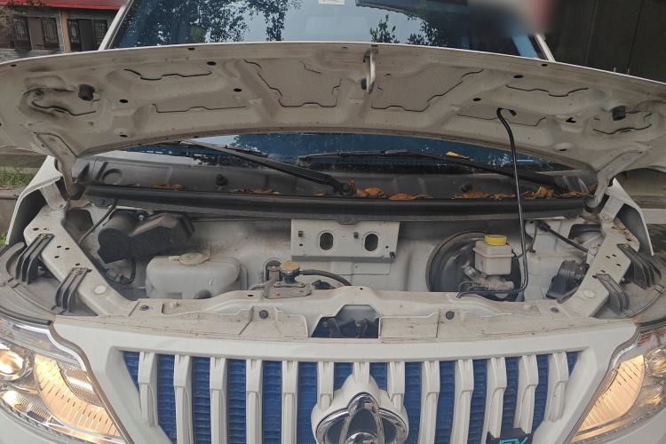 Used CHANGAN KAICHENG Ruixing EM60 2024 Comfort Model 6 Seats 41.86 kWh Liftback Doors Engine Bay