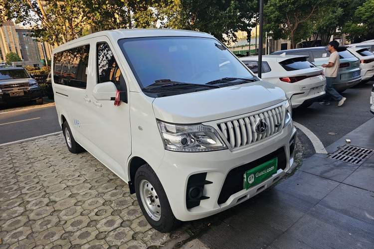 Used CHANGAN KAICHENG Ruixing EM60 2024 Comfort Model 6 Seats 41.86 kWh Side-Hinged Doors Front Right 45 Deg