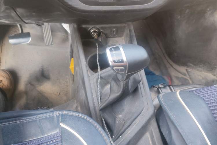 Used CHANGAN KAICHENG Ruixing EM60 2024 Comfort Model 6 Seats 41.86 kWh Side-Hinged Doors Gear Lever