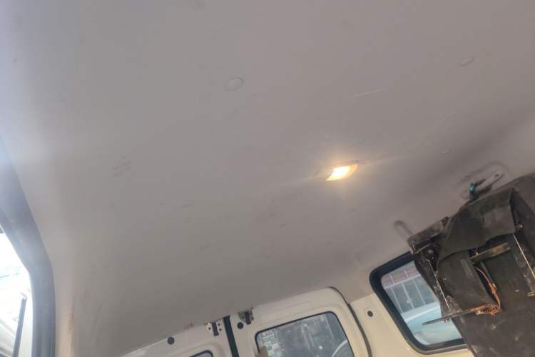 Used CHANGAN KAICHENG Ruixing EM60 2024 Comfort Model 6 Seats 41.86 kWh Side-Hinged Doors Headliner