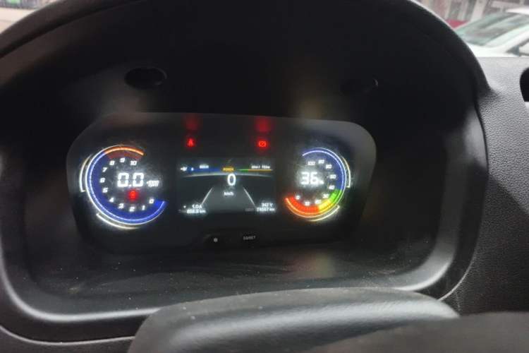 Used CHANGAN KAICHENG Ruixing EM60 2024 Comfort Model 6 Seats 41.86 kWh Side-Hinged Doors Instrument Cluster