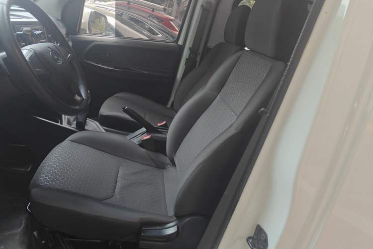 Used CHANGAN KAICHENG Ruixing EM60 2024 Comfort Model 6 Seats 41.86 kWh Liftback Doors Left Front Seat