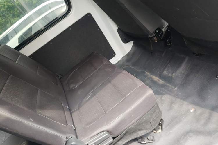 Used CHANGAN KAICHENG Ruixing EM60 2024 Comfort Model 6 Seats 41.86 kWh Side-Hinged Doors Left Rear Seat
