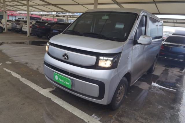 Used CHANGAN KAICHENG Ruixing EM60 2025 Passenger Version Comfort Model 6 Seats 300 km Liftback Door