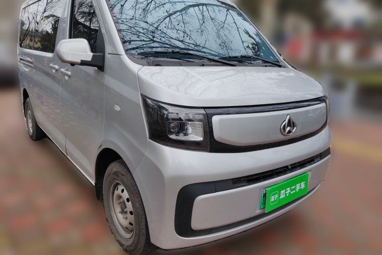 Used CHANGAN KAICHENG Ruixing EM60 2025 Passenger Version Comfort Edition 6 Seats 300 km Range Side-Hinged Doors Exterior 2