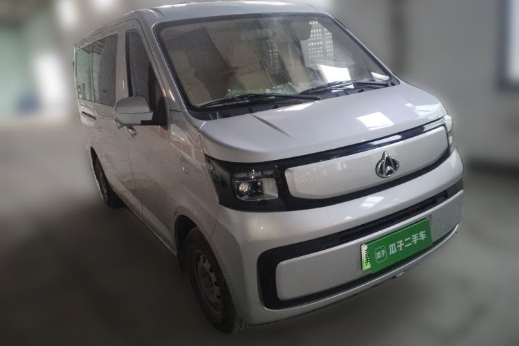 Used CHANGAN KAICHENG Ruixing EM60 2025 Passenger Version Comfort Edition 6 Seats 300 km Range Side-Hinged Doors Front Right 45 Deg
