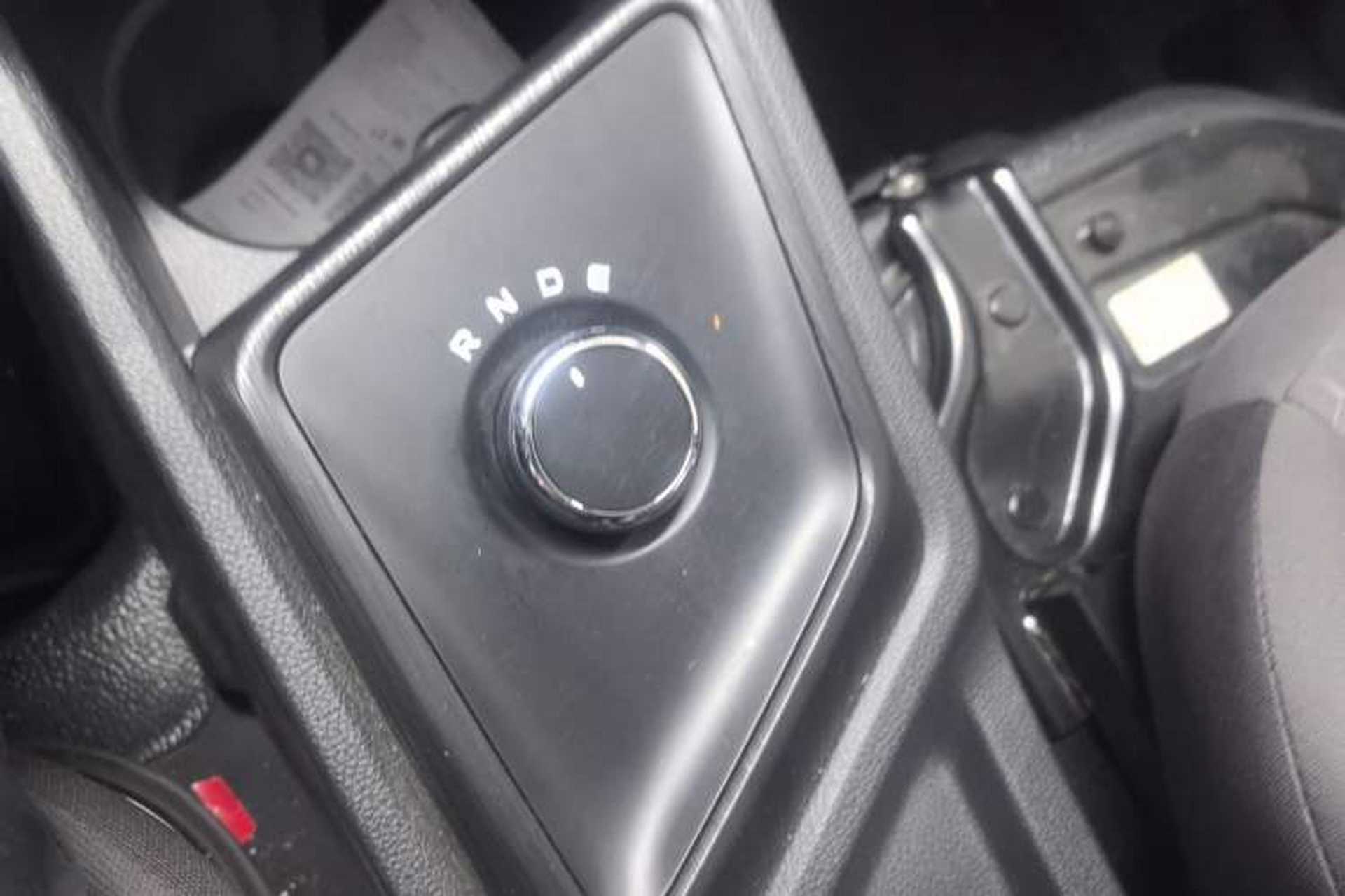 Used CHANGAN KAICHENG Ruixing EM60 2025 Passenger Version Comfort Edition 6 Seats 300 km Range Side-Hinged Doors Gear Lever