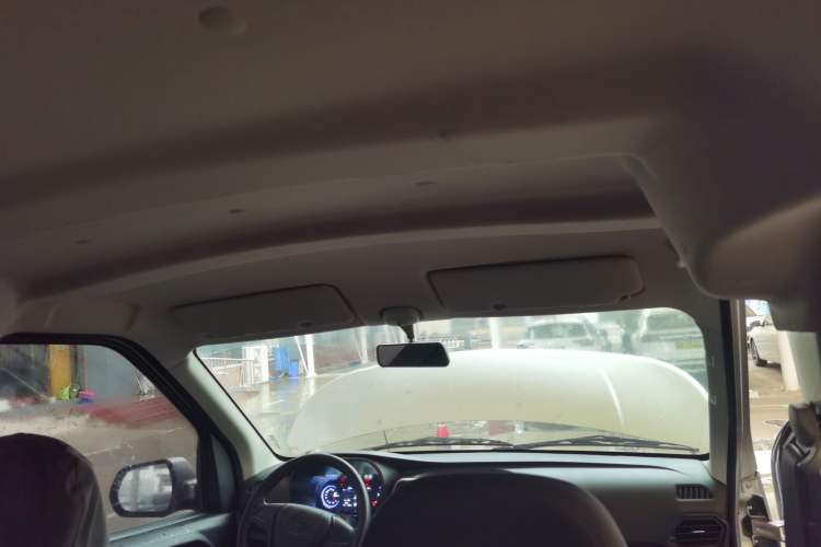 Used CHANGAN KAICHENG Ruixing EM60 2025 Passenger Version Comfort Model 6 Seats 300 km Liftback Door Headliner