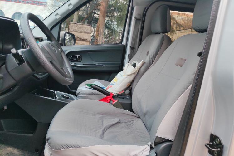 Used CHANGAN KAICHENG Ruixing EM60 2025 Passenger Version Comfort Edition 6 Seats 300 km Range Side-Hinged Doors Left Front Seat