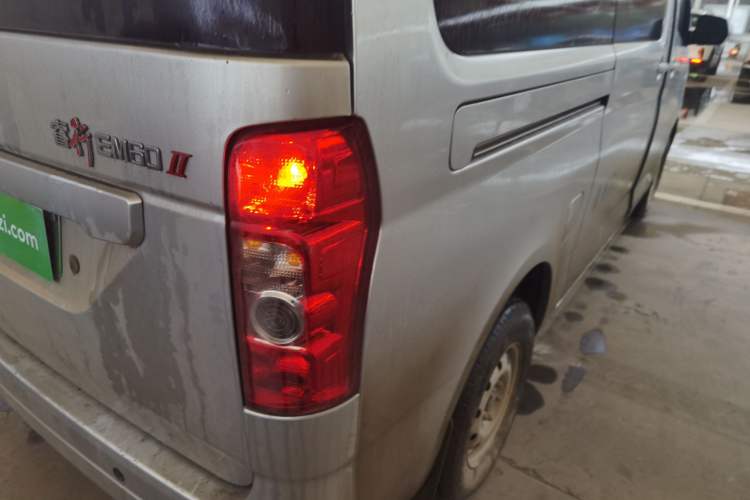Used CHANGAN KAICHENG Ruixing EM60 2025 Passenger Version Comfort Model 6 Seats 300 km Liftback Door Right Rear Taillight