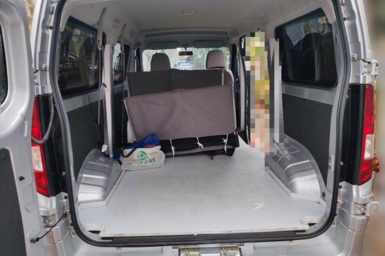Used CHANGAN KAICHENG Ruixing EM60 2025 Passenger Version Comfort Edition 6 Seats 300 km Range Side-Hinged Doors Trunk