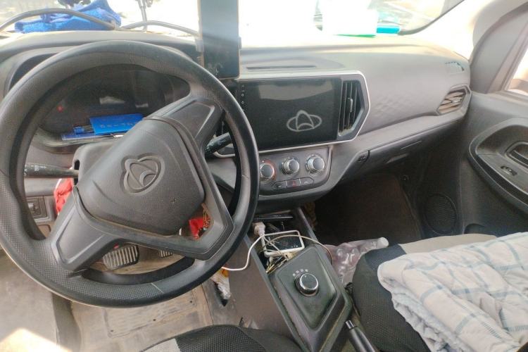 Used CHANGAN KAICHENG Ruixing EM60 2025 Cargo Version Comfort Type 2 Seats 300 km Side-Hinged Doors Center Console