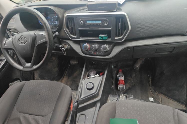 Used CHANGAN KAICHENG Ruixing EM60 2025 Passenger Version Comfort Edition 6 Seats 300 km Range Side-Hinged Doors Center Console