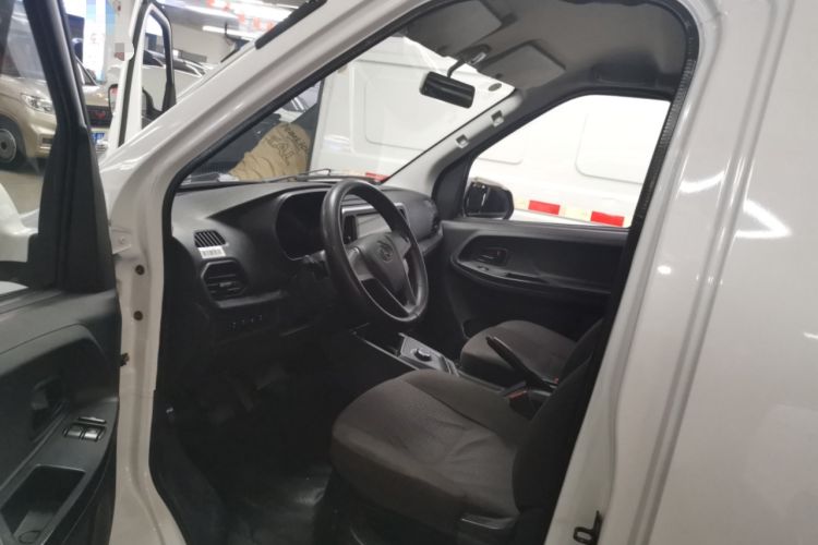 Used CHANGAN KAICHENG Ruixing EM60 2025 Passenger Version Comfort Edition 6 Seats 300 km Range Side-Hinged Doors Driver Seat