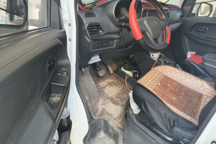 Used CHANGAN KAICHENG Ruixing EM60 2025 Passenger Version Comfort Edition 6 Seats 300 km Range Side-Hinged Doors Driver Seat