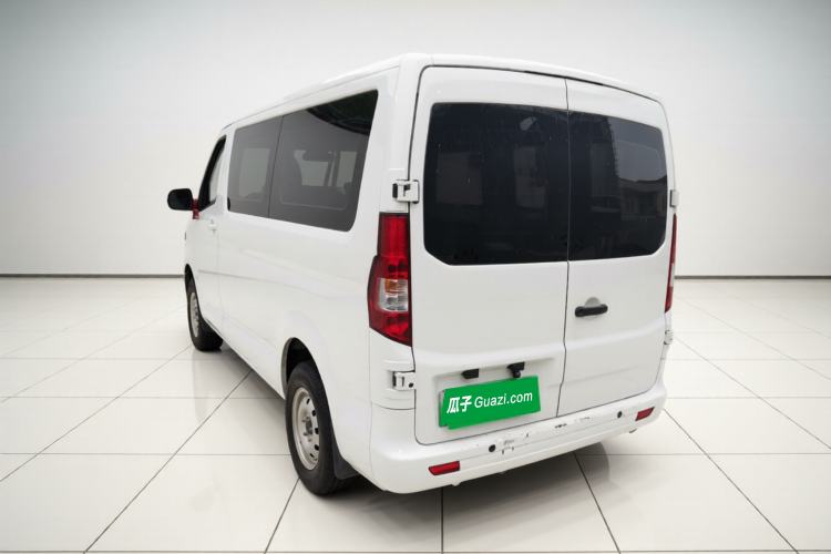 Used CHANGAN KAICHENG Ruixing EM60 2025 Passenger Version Comfort Edition 6 Seats 300 km Range Side-Hinged Doors Exterior 3