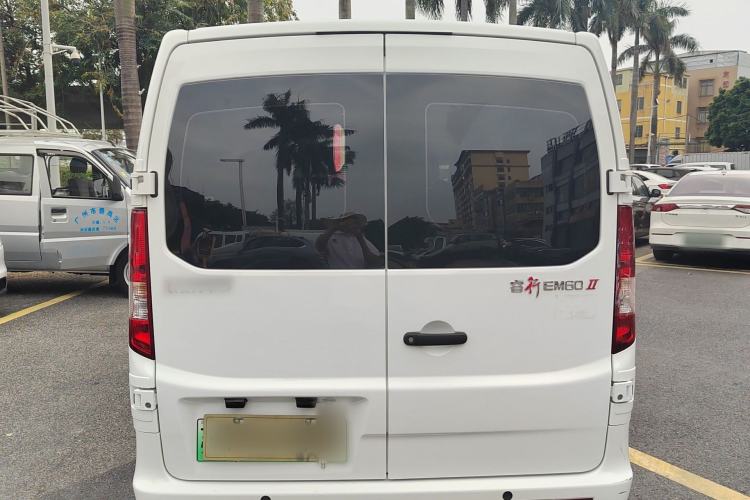 Used CHANGAN KAICHENG Ruixing EM60 2025 Passenger Version Comfort Edition 6 Seats 300 km Range Side-Hinged Doors Exterior 6