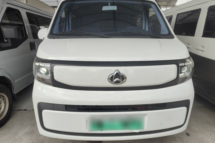 Used CHANGAN KAICHENG Ruixing EM60 2025 Passenger Version Comfort Model 7 Seats 300 km Range Liftback Door Front