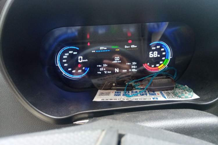Used CHANGAN KAICHENG Ruixing EM60 2025 Passenger Version Comfort Model 6 Seats 300 km Liftback Door Instrument Cluster