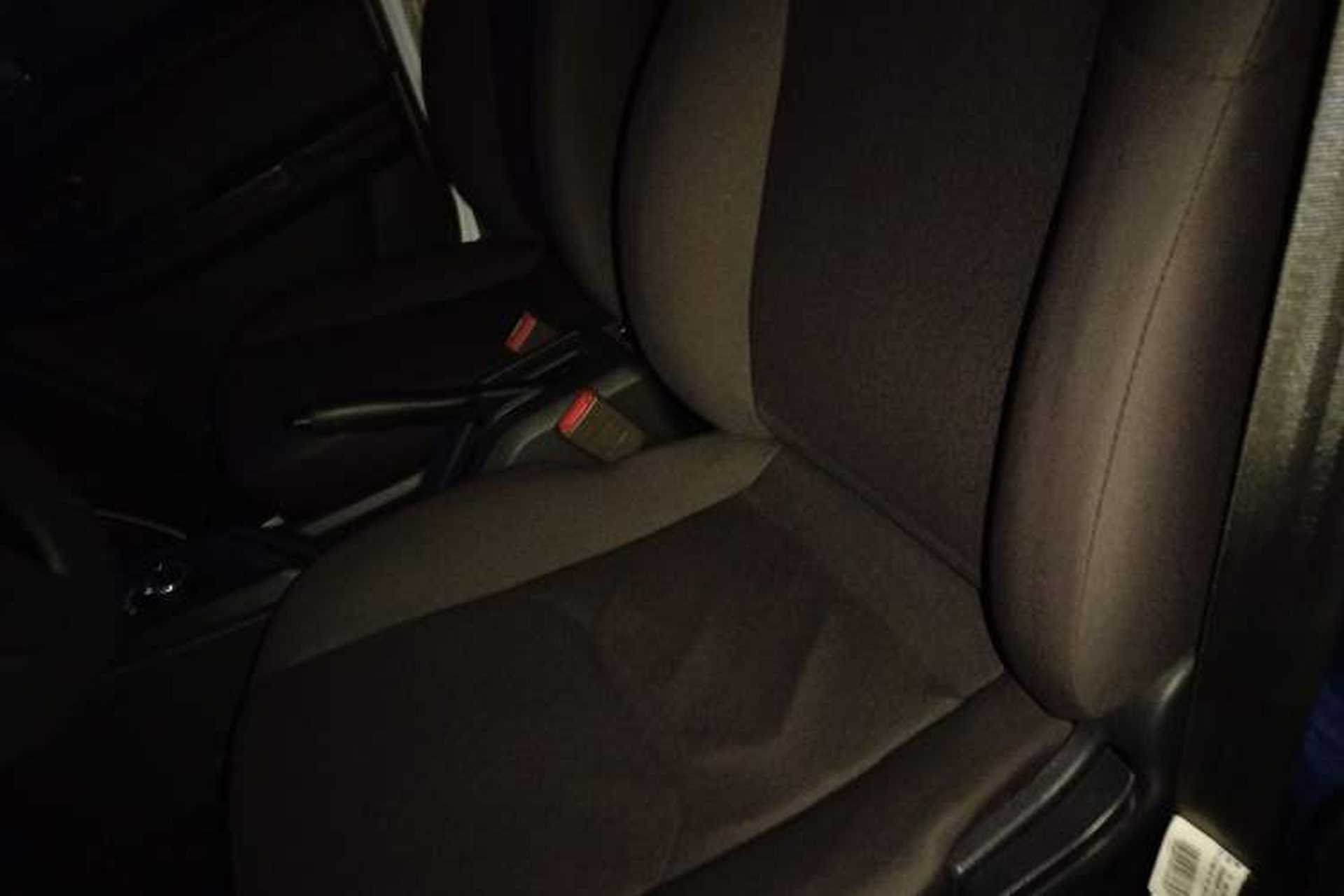 Used CHANGAN KAICHENG Ruixing EM60 2025 Passenger Version Comfort Edition 6 Seats 300 km Range Side-Hinged Doors Left Front Seat