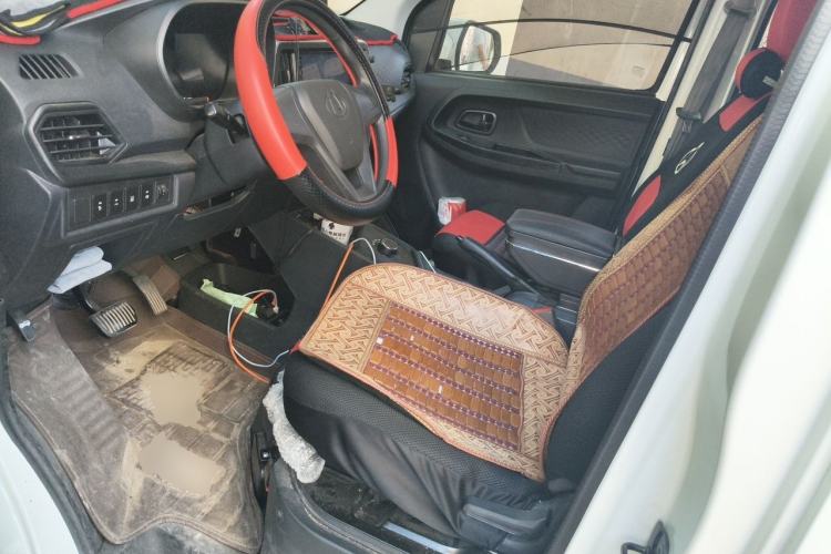 Used CHANGAN KAICHENG Ruixing EM60 2025 Passenger Version Comfort Edition 6 Seats 300 km Range Side-Hinged Doors Left Front Seat