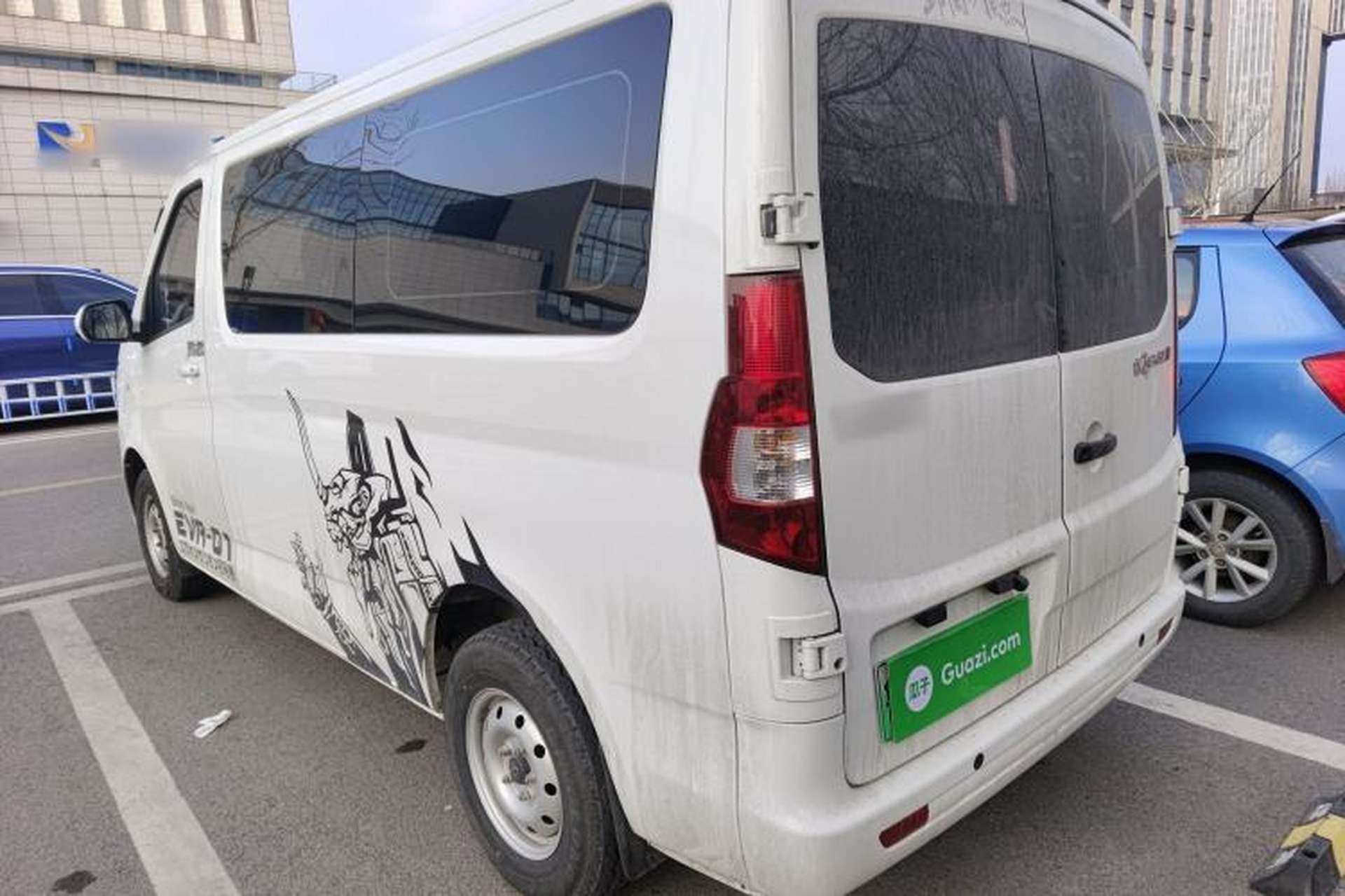 Used CHANGAN KAICHENG Ruixing EM60 2025 Passenger Version Comfort Edition 6 Seats 300 km Range Side-Hinged Doors Rear Left 45 Deg