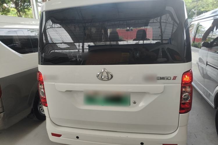 Used CHANGAN KAICHENG Ruixing EM60 2025 Passenger Version Comfort Model 7 Seats 300 km Range Liftback Door Rear