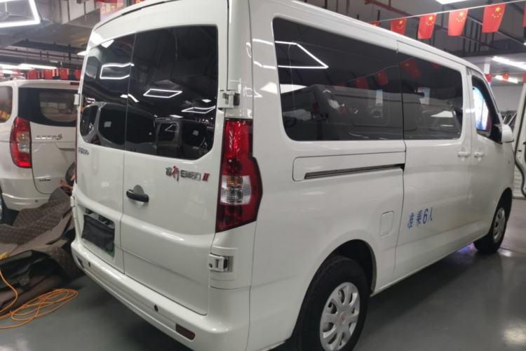 Used CHANGAN KAICHENG Ruixing EM60 2025 Passenger Version Comfort Edition 6 Seats 300 km Range Side-Hinged Doors Rear Right 45 Deg