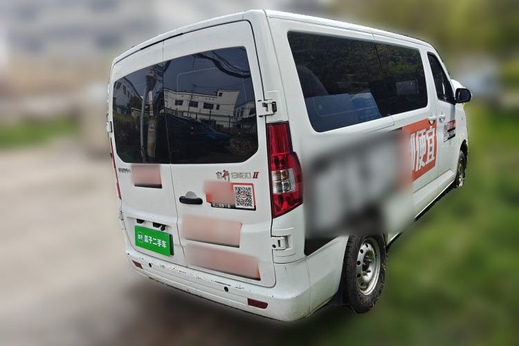 Used CHANGAN KAICHENG Ruixing EM60 2025 Model, Passenger Version—Comfortable Type, 6 Seats, 240 km, Side Doors, 60 kW Rear Right 45 Deg