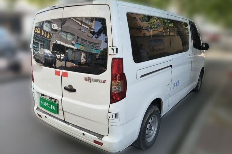 Used CHANGAN KAICHENG Ruixing EM60 2025 Passenger Version Comfort Edition 6 Seats 300 km Range Side-Hinged Doors Rear Right 45 Deg