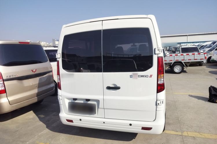 Used CHANGAN KAICHENG Ruixing EM60 2025 Passenger Version Comfort Edition 6 Seats 300 km Range Side-Hinged Doors Rear
