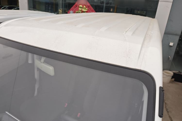 Used CHANGAN KAICHENG Ruixing EM60 2025 Model, Passenger Version—Comfortable Type, 6 Seats, 240 km, Side Doors, 60 kW Roof
