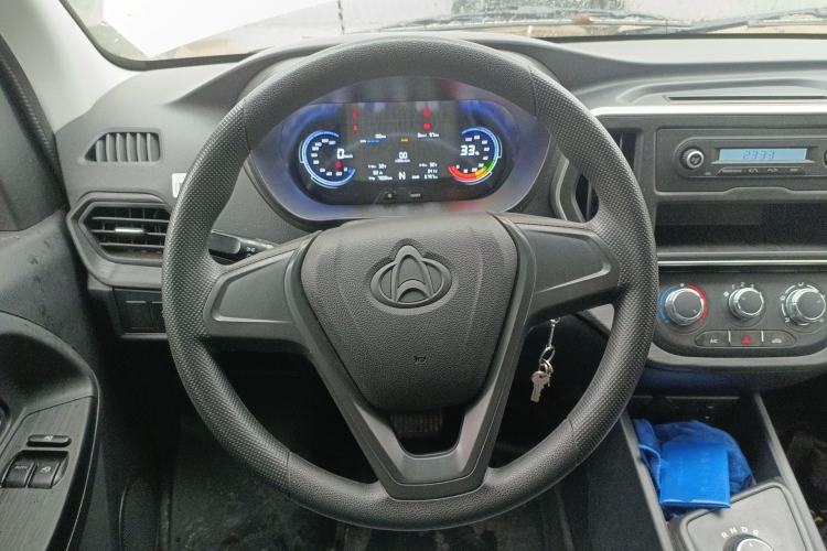Used CHANGAN KAICHENG Ruixing EM60 2025 Passenger Version Comfort Edition 6 Seats 300 km Range Side-Hinged Doors Steering Wheel