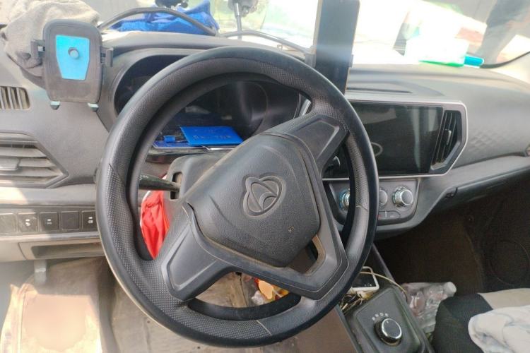 Used CHANGAN KAICHENG Ruixing EM60 2025 Cargo Version Comfort Type 2 Seats 300 km Side-Hinged Doors Steering Wheel