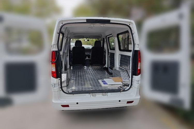 Used CHANGAN KAICHENG Ruixing EM60 2025 Passenger Version Comfort Edition 6 Seats 300 km Range Side-Hinged Doors Trunk
