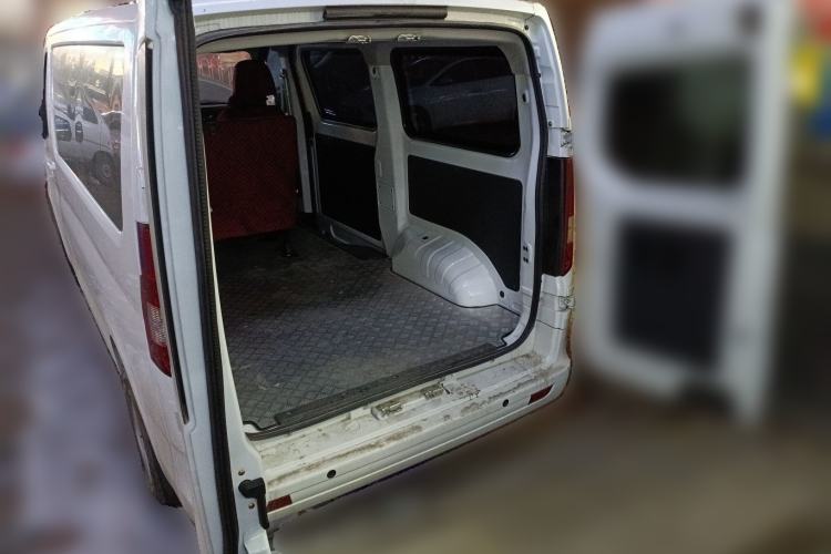 Used CHANGAN KAICHENG Ruixing EM60 2025 Passenger Version Comfort Edition 6 Seats 300 km Range Side-Hinged Doors Trunk