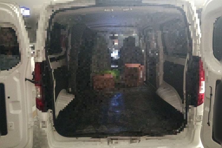 Used CHANGAN KAICHENG Ruixing EM60 2025 Passenger Version Comfort Edition 6 Seats 300 km Range Side-Hinged Doors Trunk