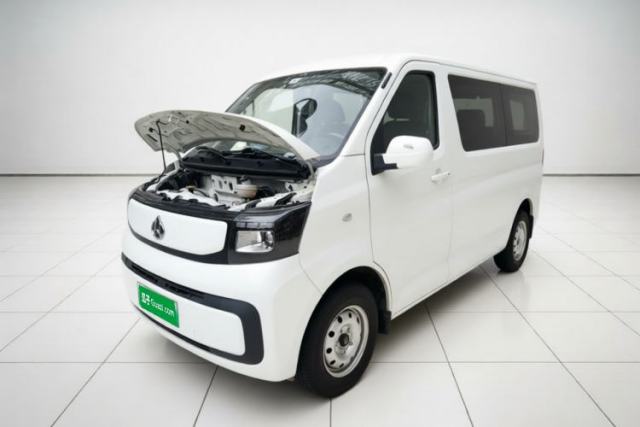 Used CHANGAN KAICHENG Ruixing EM60 2025 Passenger Version Comfort Model 6 Seats 300 km Liftback Door