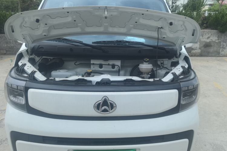 Used CHANGAN KAICHENG Ruixing EM60 2026 Model Comfort 7-seater 320 km, Gullwing Doors Engine Bay