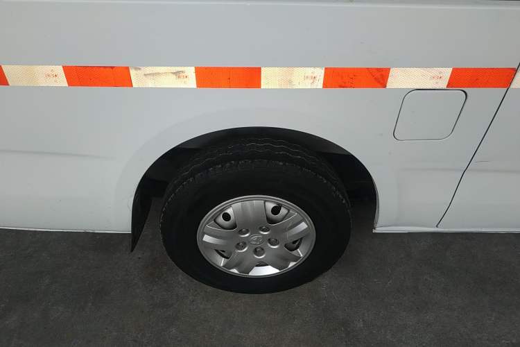 Used CHANGAN KAICHENG Ruixing EM80 2021 Flat-Top Back-Hinged Door 2-Seater 41.86 kWh Right Rear Wheel Hub