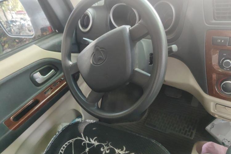 Used CHANGAN KAICHENG Ruixing EM80 2018 Flat Roof with Liftgate 2 Seats 48.4 kWh Steering Wheel