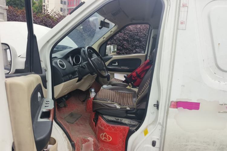 Used CHANGAN KAICHENG Ruixing EM80 2019 Flat Roof with Liftgate 2 Seats 48.4 kWh Driver Seat
