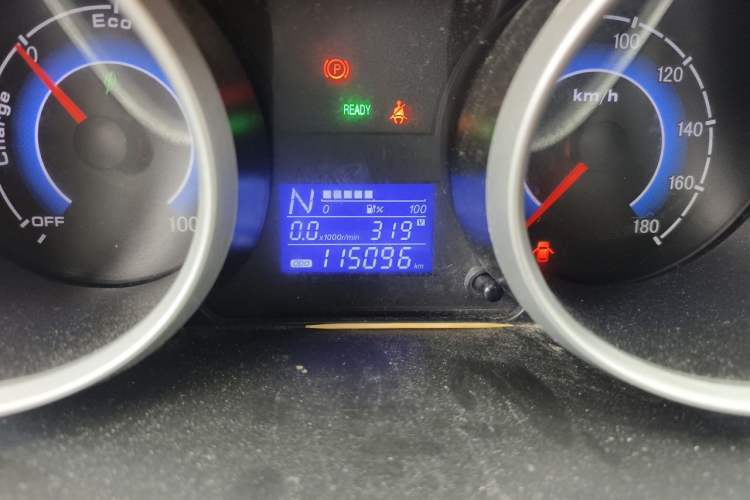 Used CHANGAN KAICHENG Ruixing EM80 2019 Flat Roof with Liftgate 2 Seats 48.4 kWh Odometer Close Up