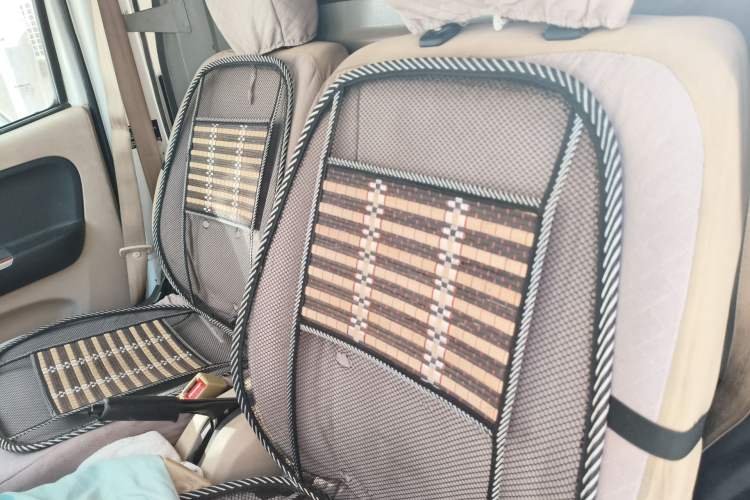 Used CHANGAN KAICHENG Ruixing EM80 2020 High-Roof Double-Door 2-Seater 41.86 kWh Left Rear Seat