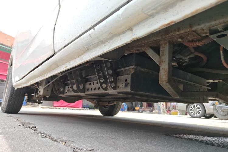 Used CHANGAN KAICHENG Ruixing EM80 2022 Flat Roof with Liftgate 2 Seats 60kW 41.86kWh Chassis Front Right