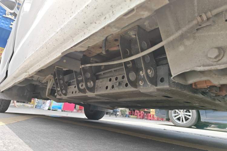 Used CHANGAN KAICHENG Ruixing EM80 2022 Flat Roof with Liftgate 2 Seats 60kW 41.86kWh Chassis Rear Left