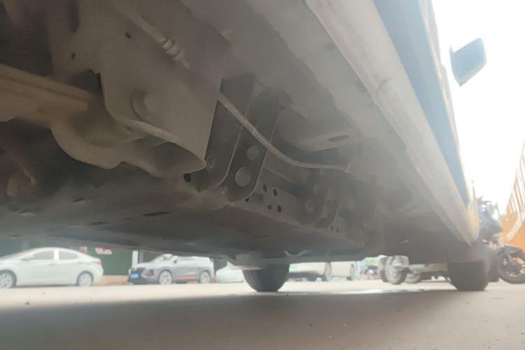 Used CHANGAN KAICHENG Ruixing EM80 2022 Flat Roof with Liftgate 7 Seats 41.86 kWh Chassis Rear Right
