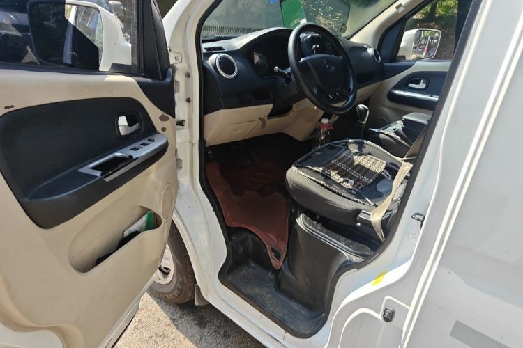 Used CHANGAN KAICHENG Ruixing EM80 2022 Flat Roof with Liftgate 2 Seats 60kW 41.86kWh Driver Seat