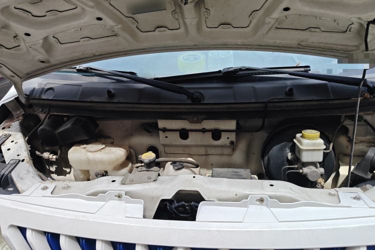 Used CHANGAN KAICHENG Ruixing EM80 2022 Flat Roof with Liftgate 2 Seats 60kW 41.86kWh Engine Bay